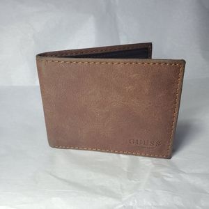 GUESS Wallet